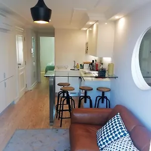 Augusta 229-5e-city Center Apt- Balcony & Elevator Apartment Lisbon