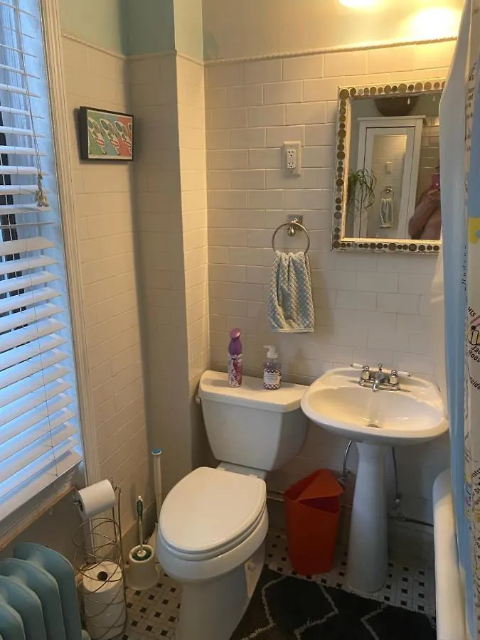 Apartment Brownstone Loft 30 Day Bookings