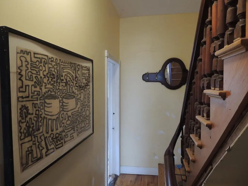 Brownstone Loft 30 Day Bookings Apartment