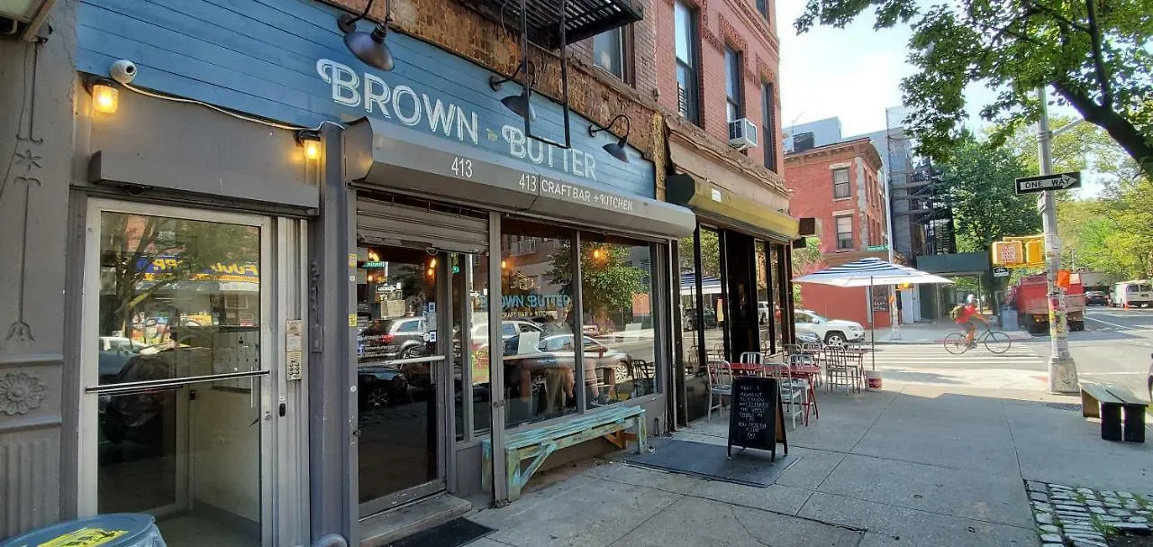 Apartment Brownstone Loft 30 Day Bookings